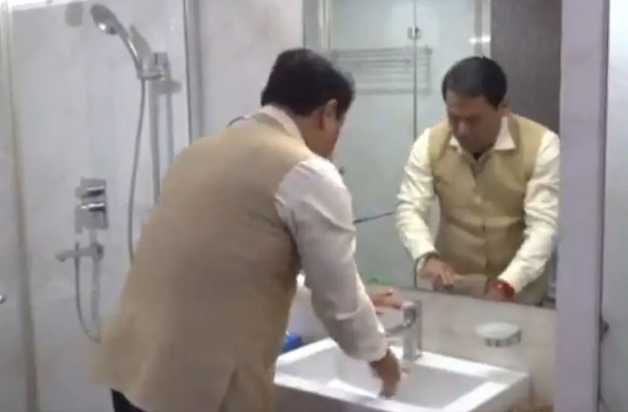 #SafeHandsChallenge: Sonowal posts video