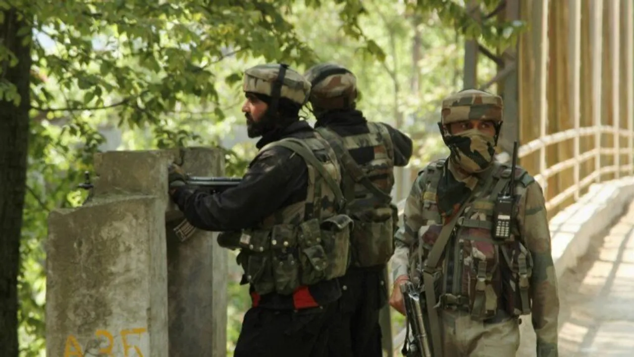 Four Army personnel, one police martyred in J&K’s Handwara