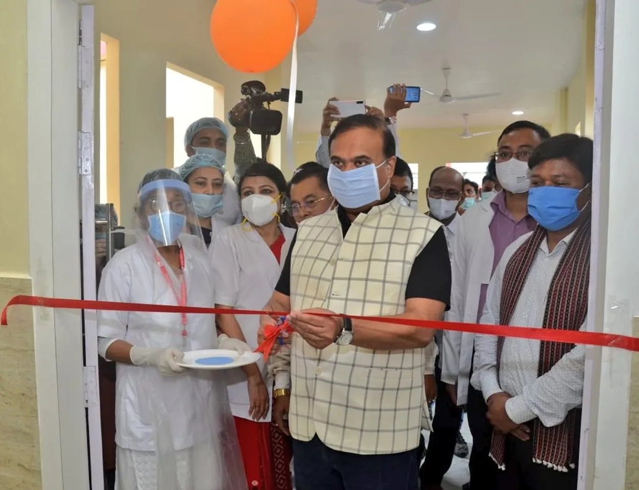 Himanta Inaugurates Chemotherapy unit at AMCH
