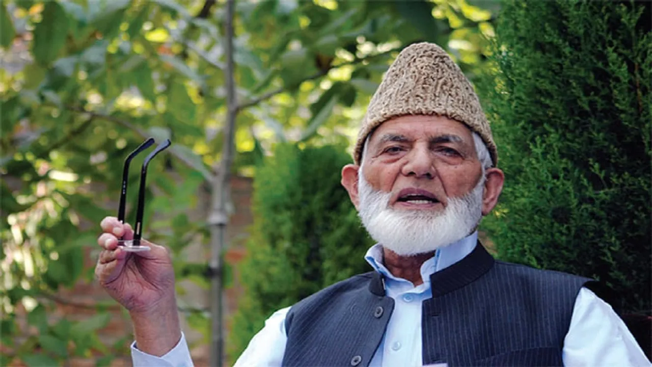 Separatist leader Syed Ali Shah Geelani quits Hurriyat Conference