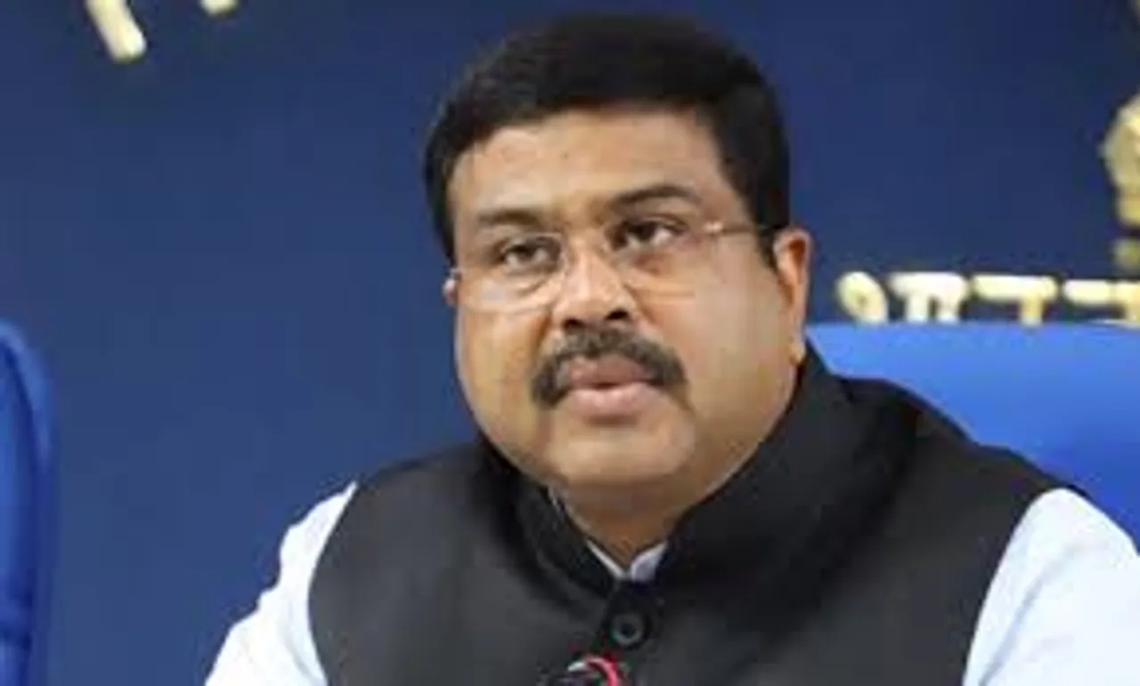 Baghjan Blowout: Union Minister reviews fire situation