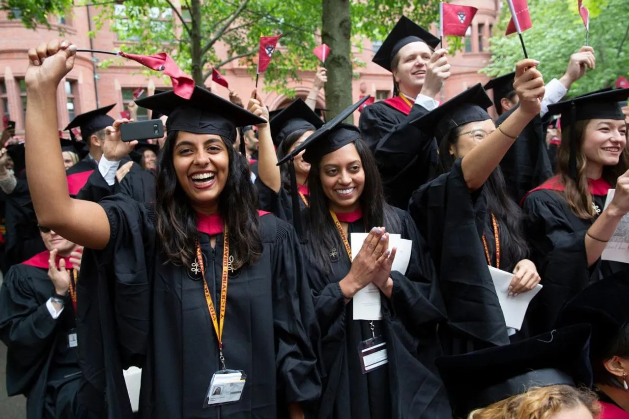 Foreign students must leave if classes go online: US Govt