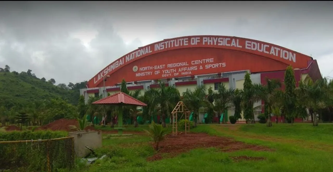 Jail inmates try escaping COVID-19 care centre