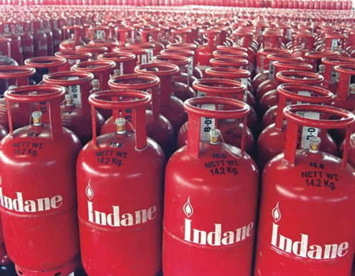 Adequate LPG cylinders available: IndianOil