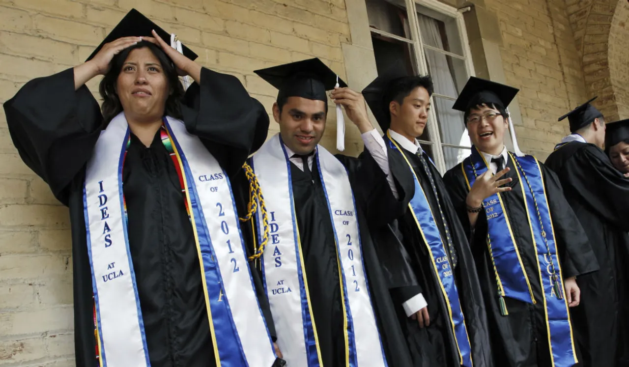 US bars entry of new foreign students for all-online courses