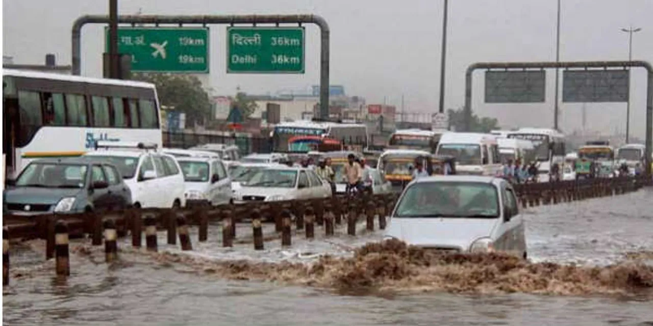 Heavy Rains Lashed Delhi