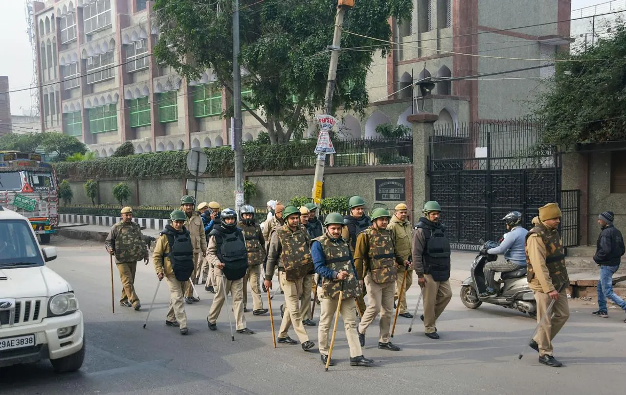 Delhi: Suspected ISIS Operative Held, IEDs Seized