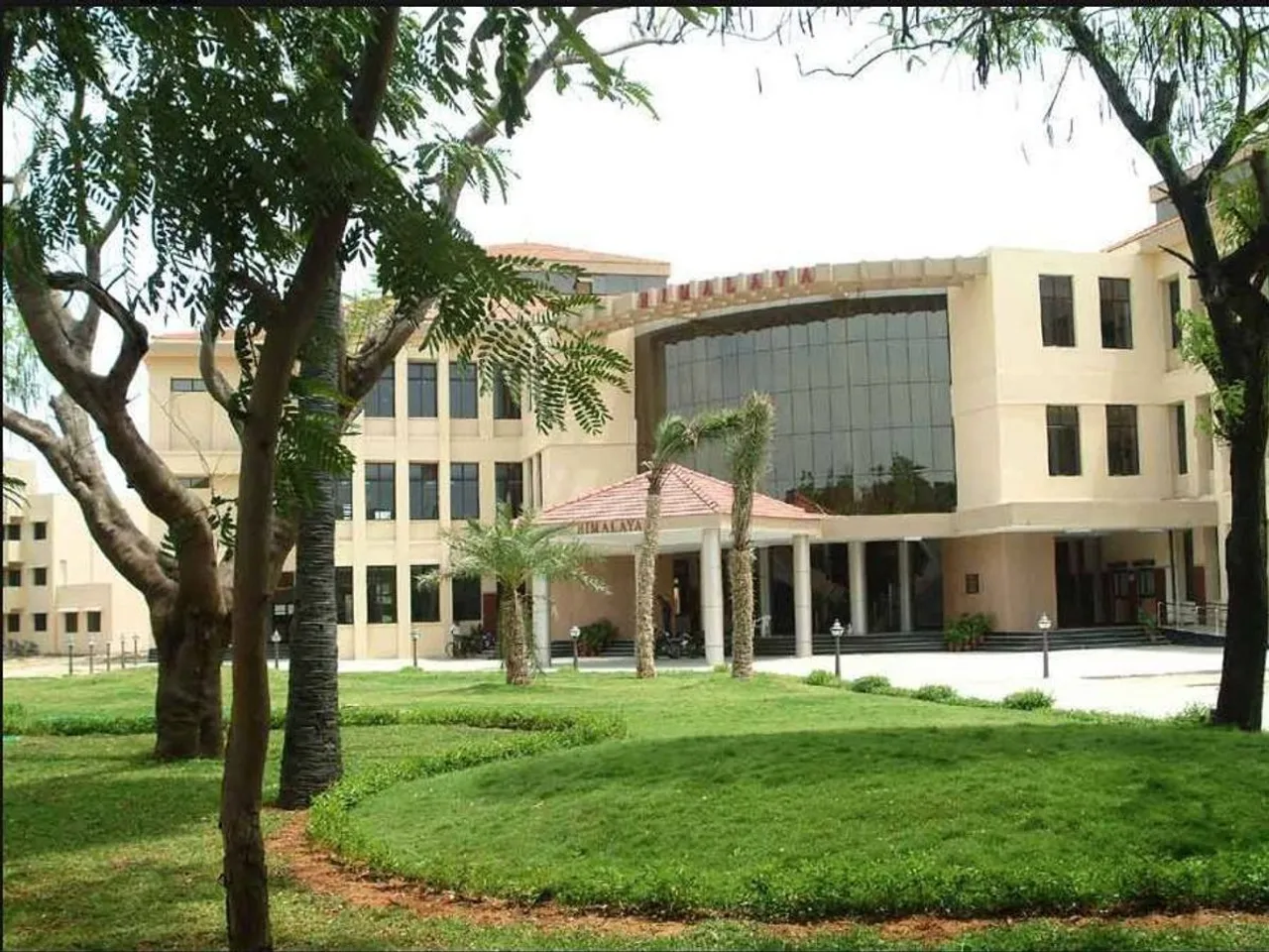 Education Ministry: IITs Overshadows Innovation Rankings