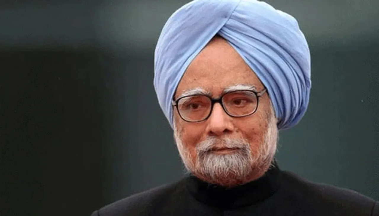 Never Distinguished Between Communities: Manmohan Singh Attacks PM Modi