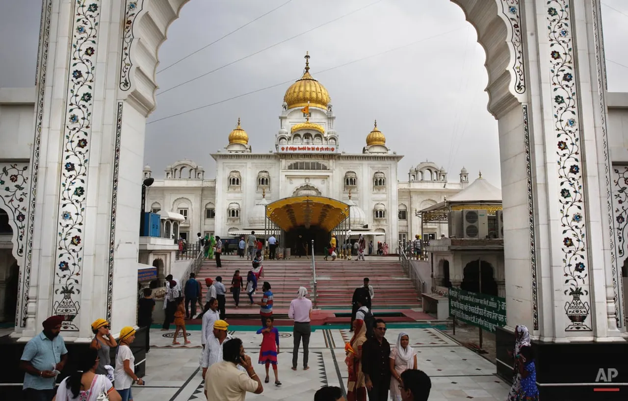 200 Sikh Families From Afghanistan Put Up In Gurudwaras