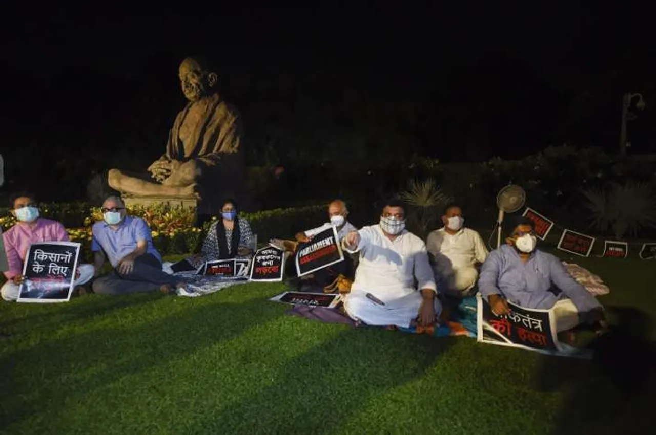 8 Suspended RS MPs Continue Sit-in Overnight