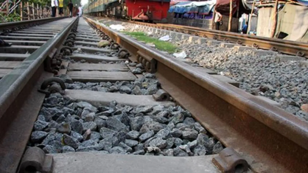 Train Runs Over Man in Sonari