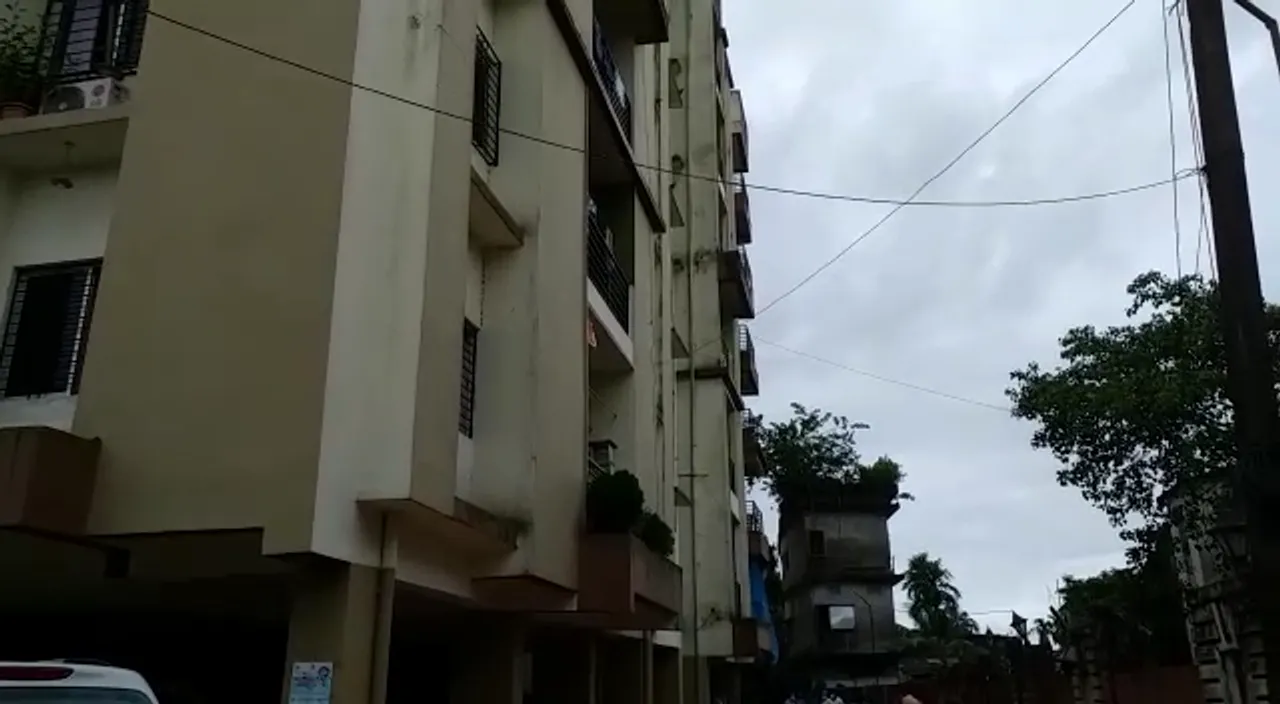 Dibrugarh: Person Falls off 7-Story Apartment, Dies