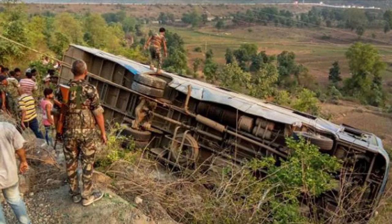 10 CRPF Personnel Injured As Truck Overturns
