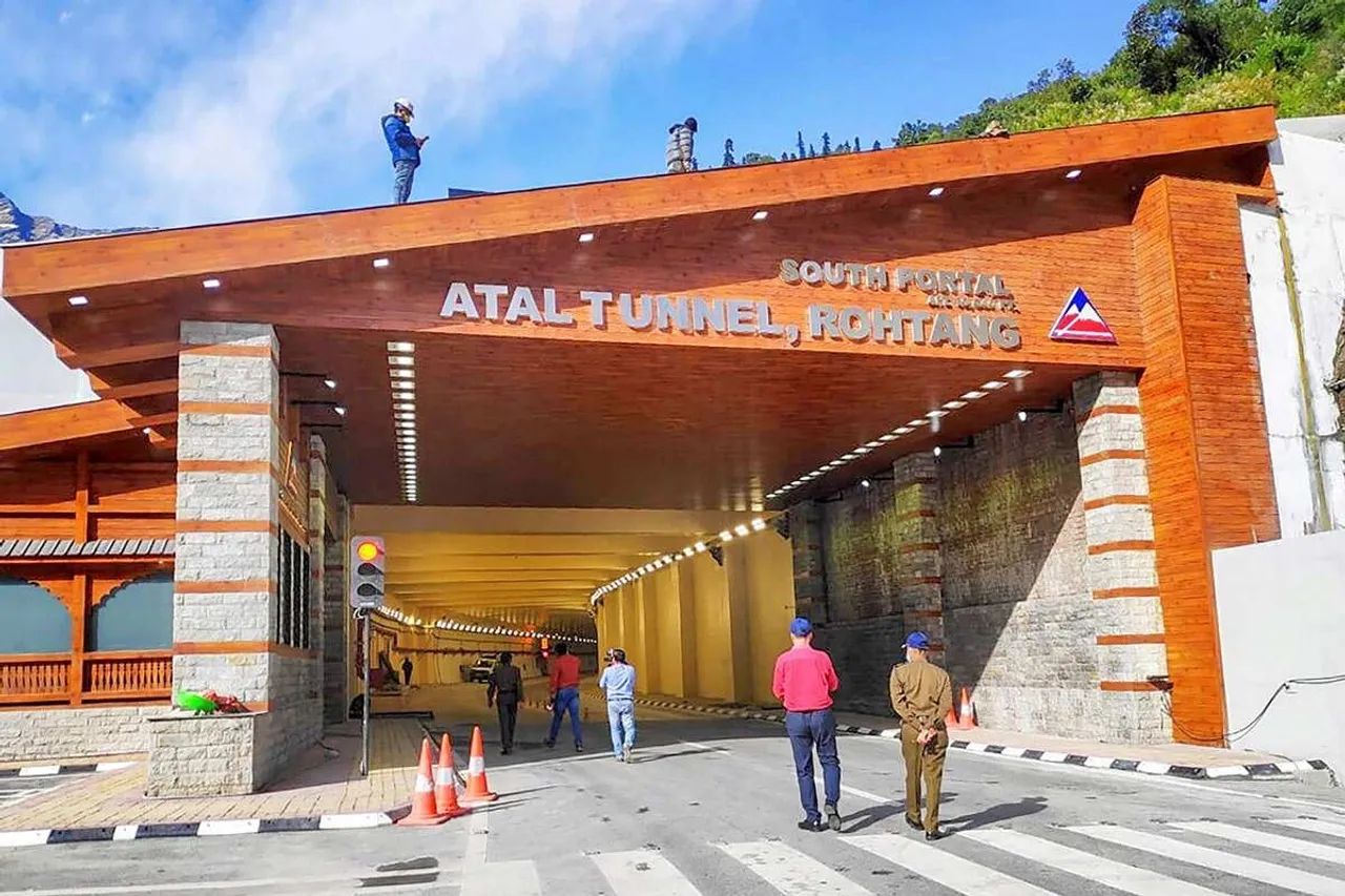 PM Modi Inaugurates Atal Tunnel