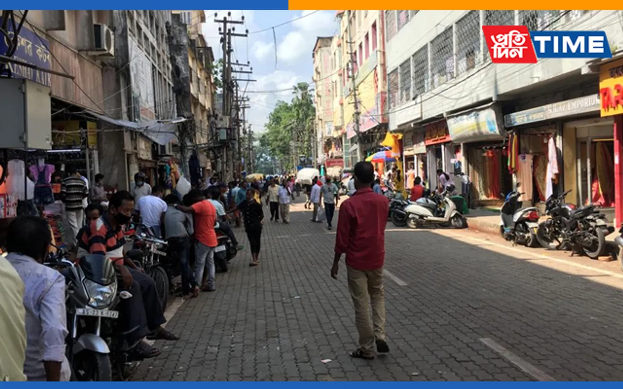 Durga Puja: Fancy Bazaar Wears Deserted Look Amid COVID-19 Pandemic