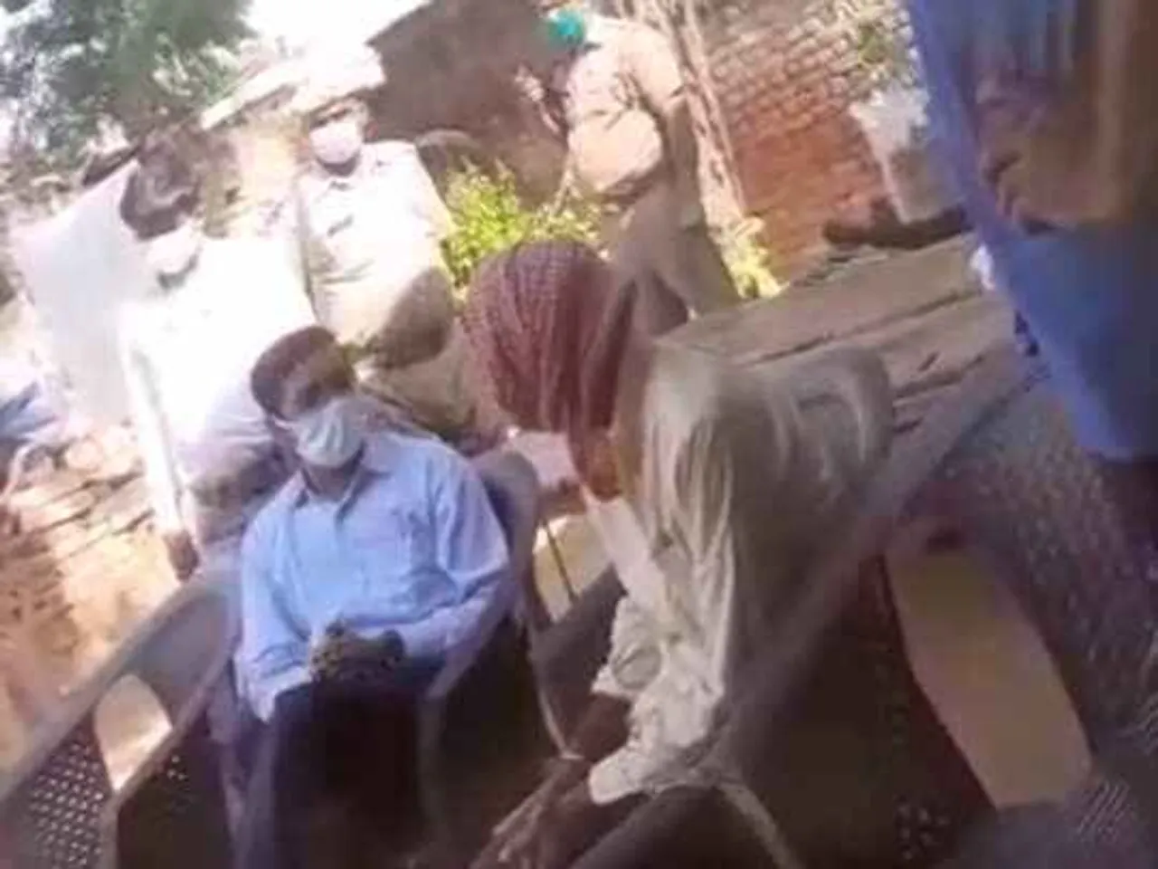 VIDEO: “Media Will Go, We’ll Remain” – UP DM Threatens Hathras Family