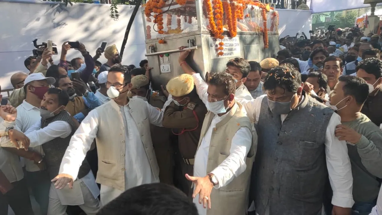 Tarun Gogoi’s Funeral: Half- Holiday Declared Tomorrow