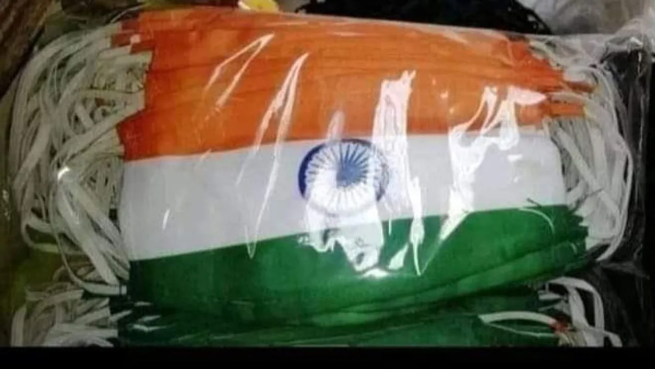 Arunachal Students Don Tri-Colour Masks As School Reopens