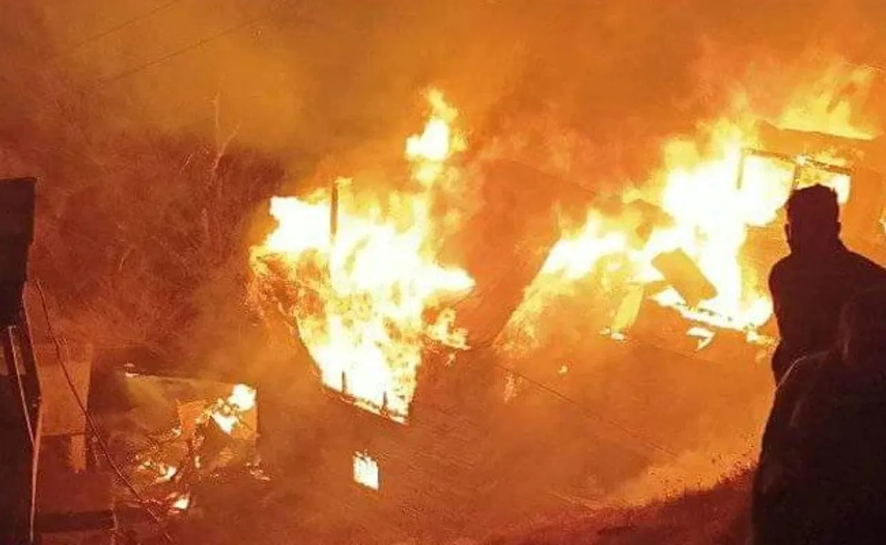Shimla: 8 Families Left Homeless As Fire Engulfs Building