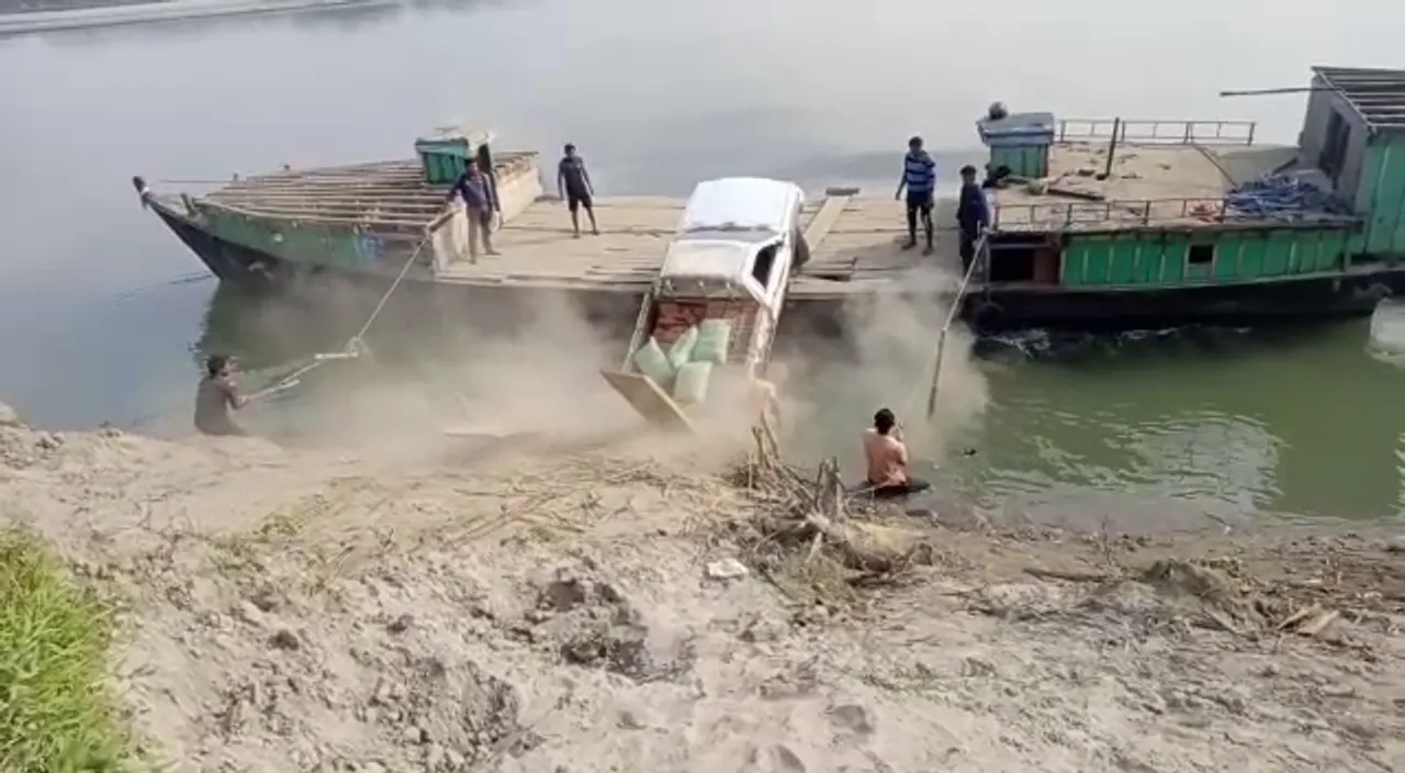 Lakhimpur: Van Falls In to Brahmaputra