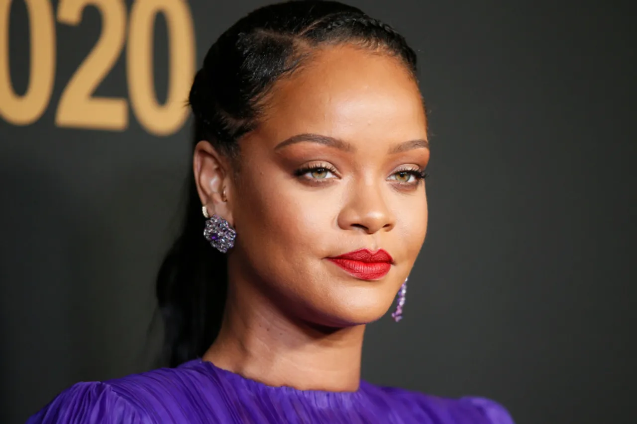 Rihanna Was Paid $2.5 Million By PR Firm For Tweet: Report