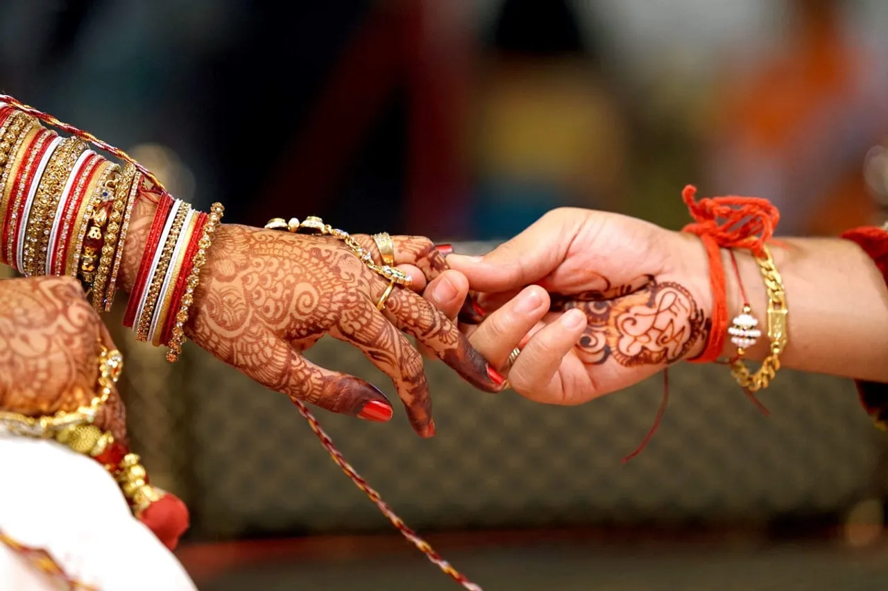 Odisha: Bride Elopes With Lover, Groom Marries Minor Sister