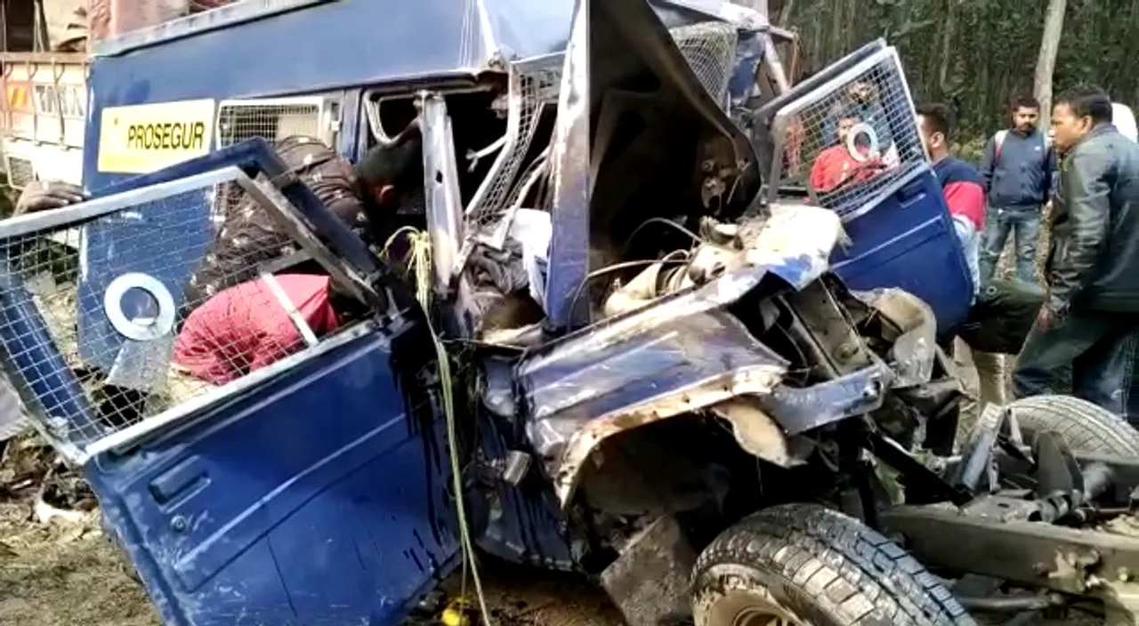 2 Killed, 4 Injured In Boko Road Mishap