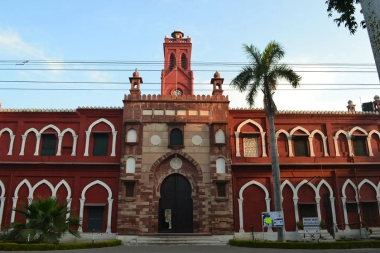 34 Aligarh Muslim Varsity Employees Die Of Covid In 18 Days