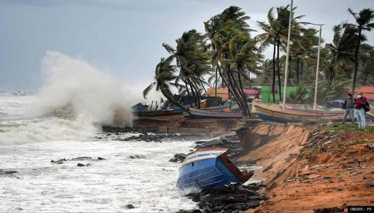 Cyclone Gulab Set To Hit Andhra, Odisha Today