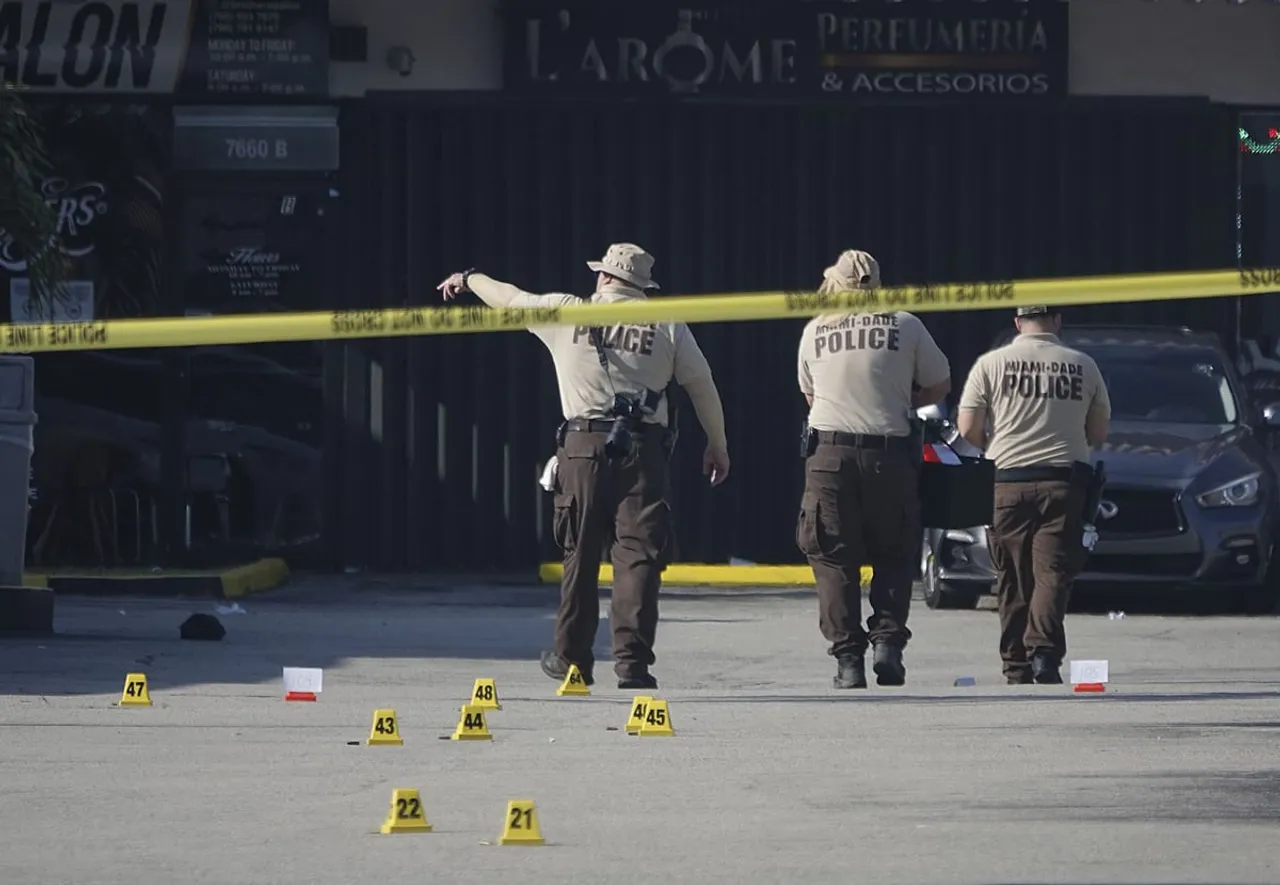 US: 2 Dead, Over 20 Injured As Gunmen Open Fire In Banquet Hall