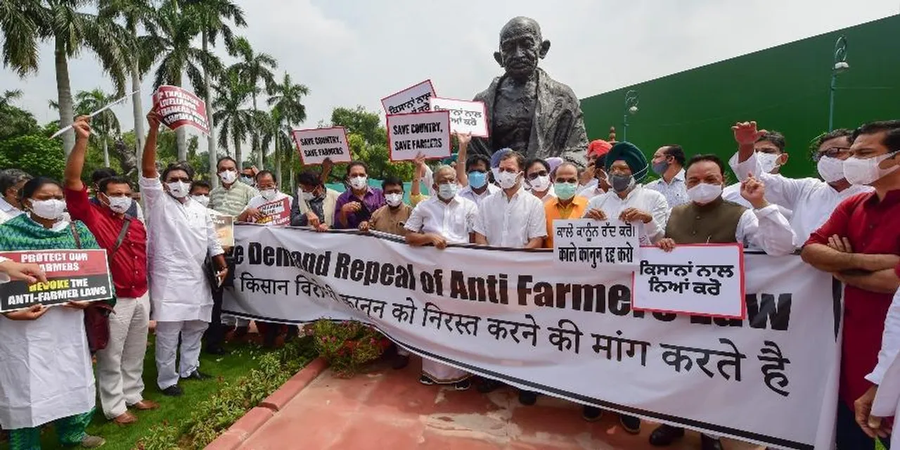 Rahul Gandhi, Cong MPs Protest Against Farm Laws At Parliament