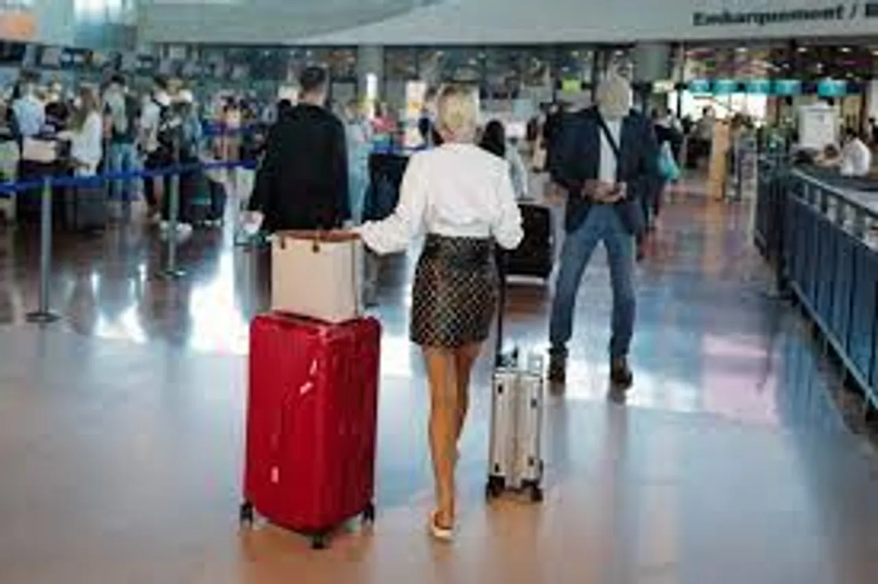 UK Relaxes Travel Restrictions for Indians