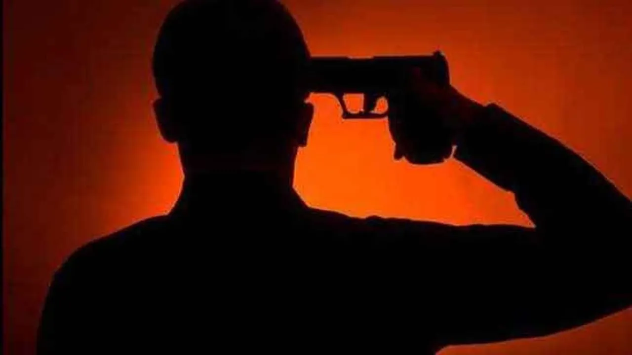 Delhi: Police Constable Shoots Himself Dead In Front Of High Court