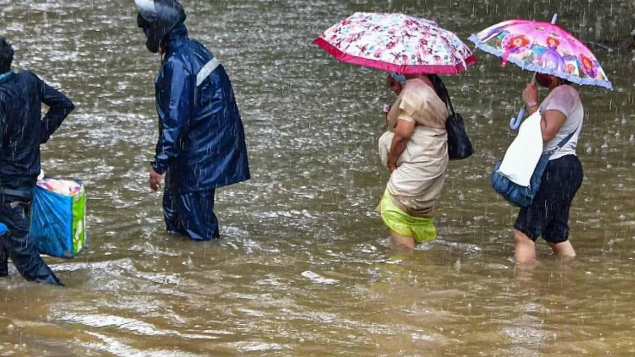 17 Dead, Over 560 Rescued After Heavy Rain, Lightning In Maharashtra