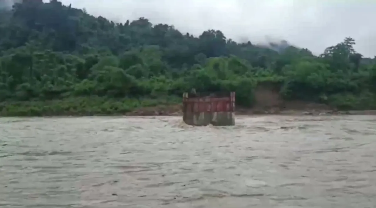Dhemaji: Group Of 10 Men Falls In Jiadhal River, 3 Missing