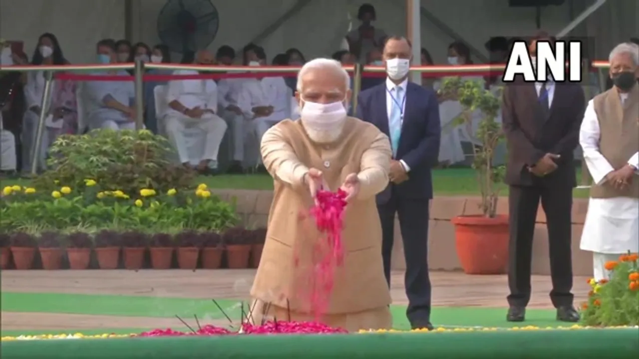 PM Modi, Prez Kovind Pay Tribute to Mahatma Gandhi, Lal Bahadur Shastri