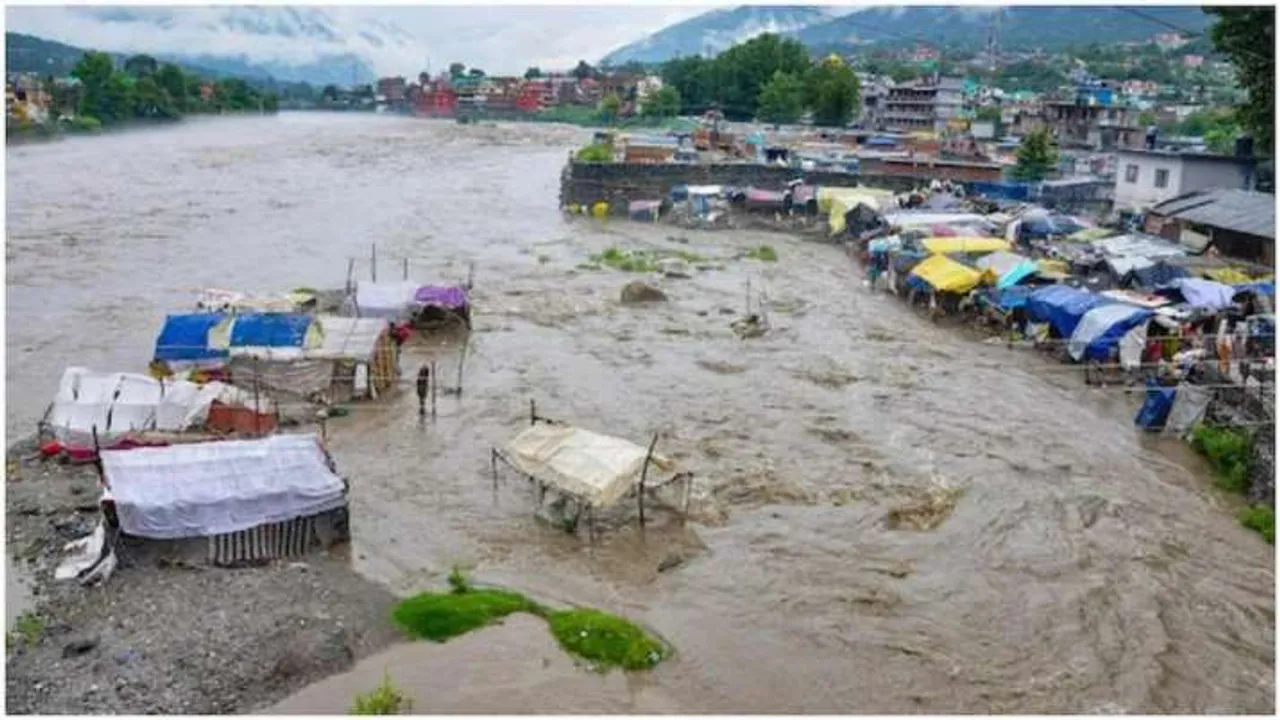 Over 300 People Rescued From Flood-Affected Uttarakhand