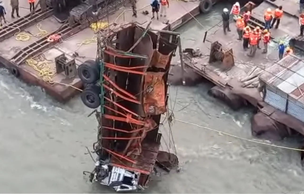 Assam: Truck Recovered Day After Accident On Kaliabhomora Bridge And Falling Into River