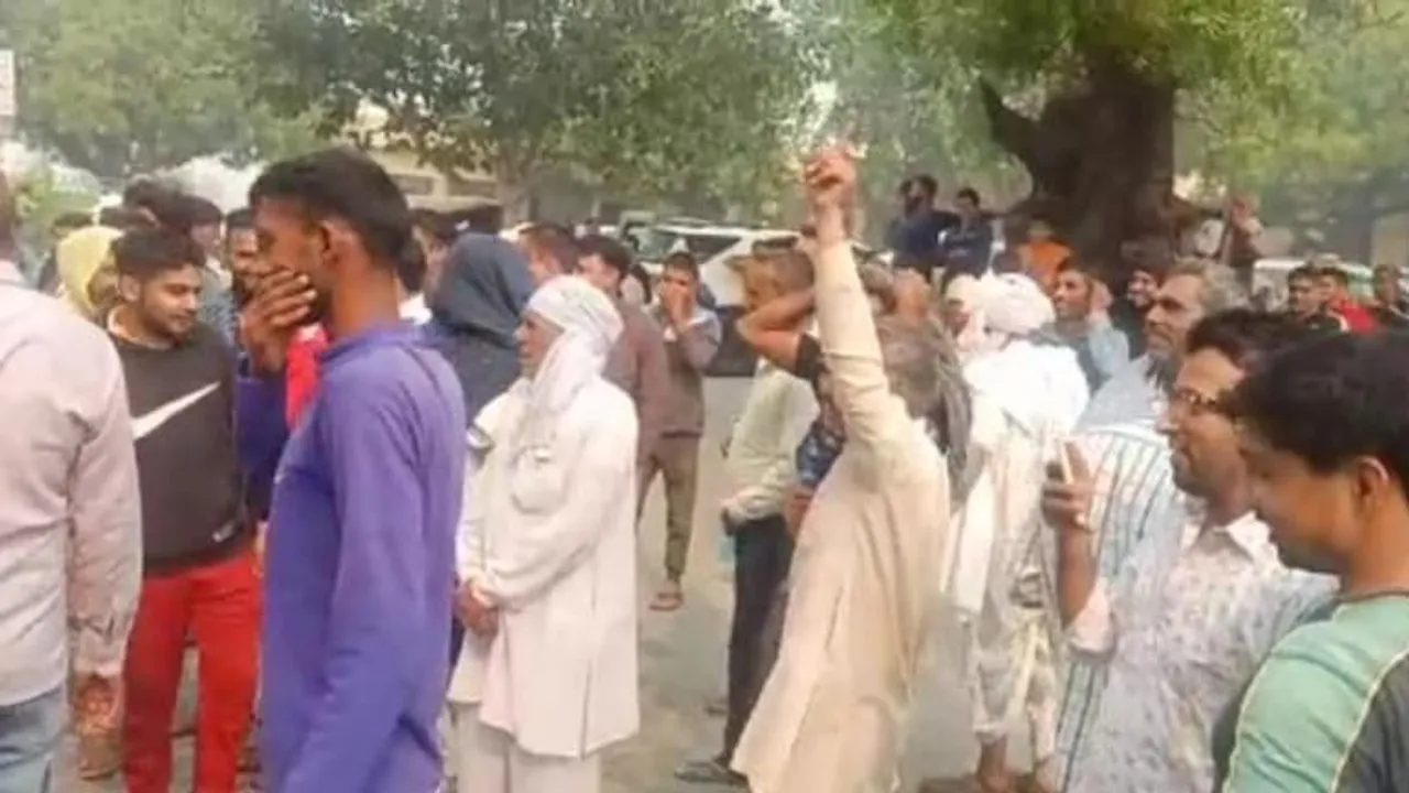Farmers Hold BJP Leaders Hostage In Temple In Haryana