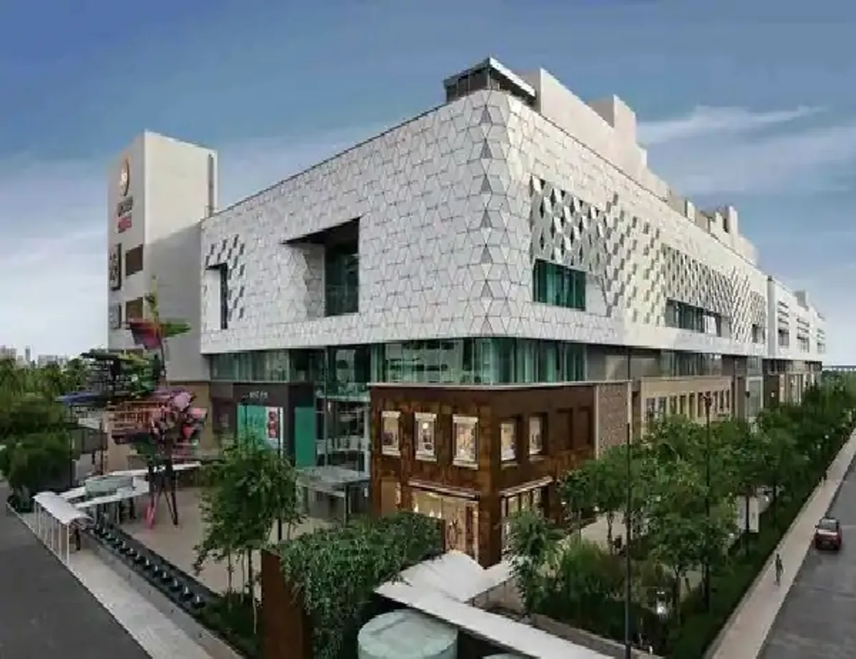 India To Get World’s First-Ever Rooftop Open Air Drive-In Theatre