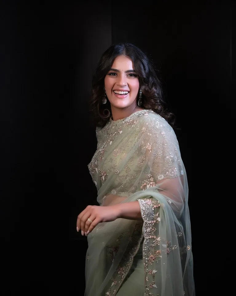 Kavya Thapar1