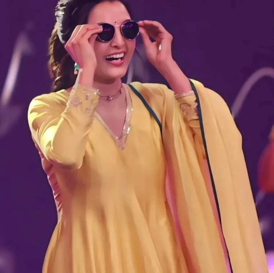  Manju Warrier6