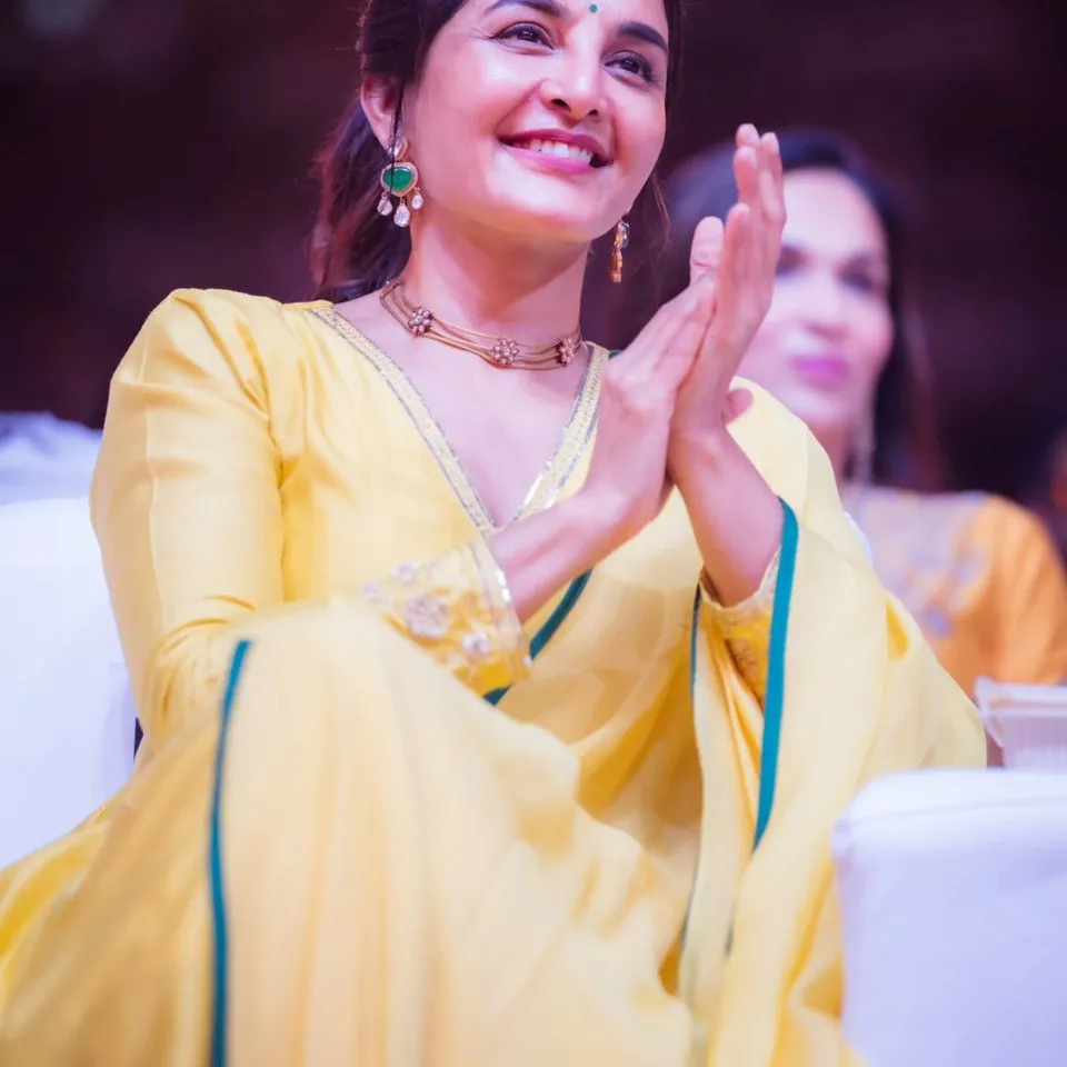  Manju Warrier8