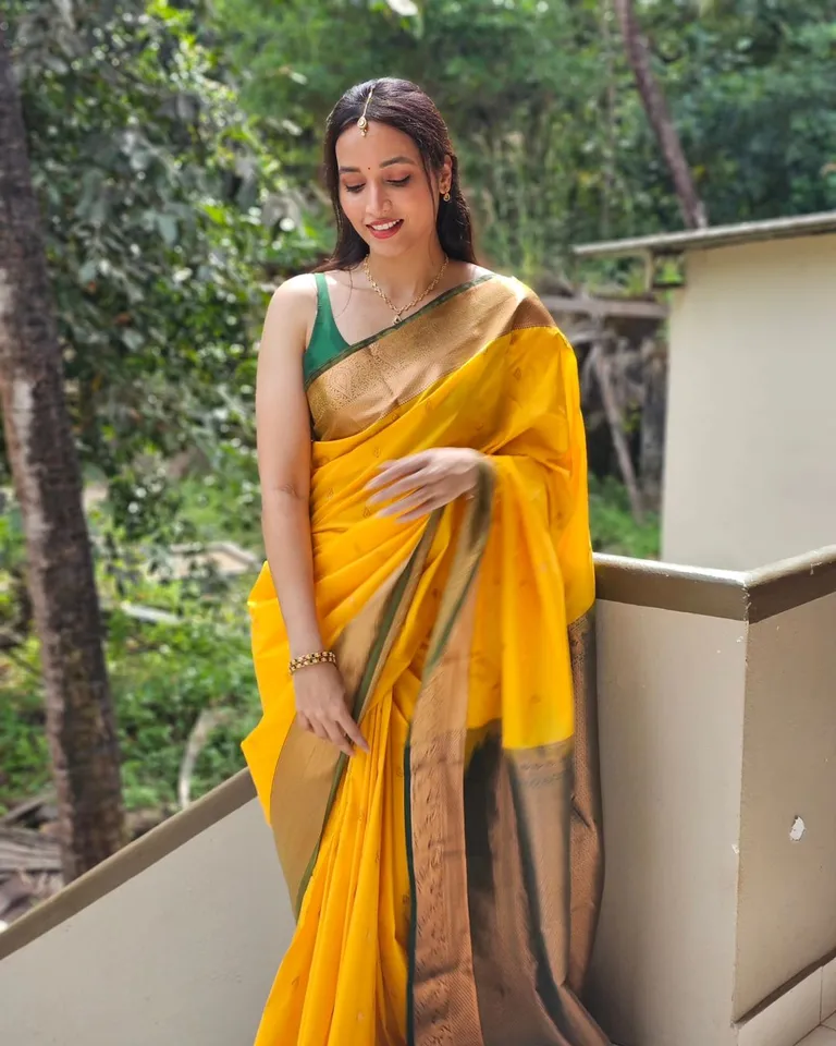 KGF Srinidhi Shetty
