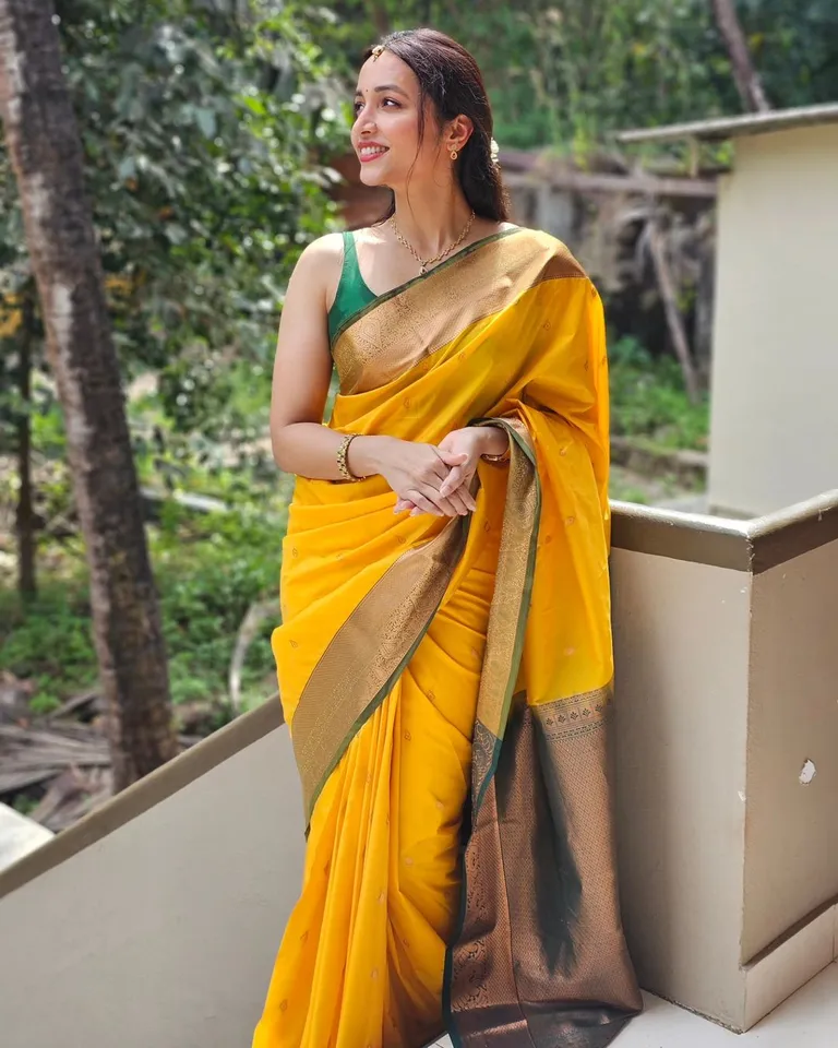 Srinidhi Shetty5