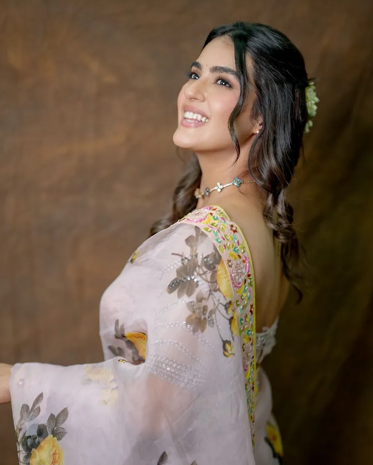 Actress Kavya Thapar.,.