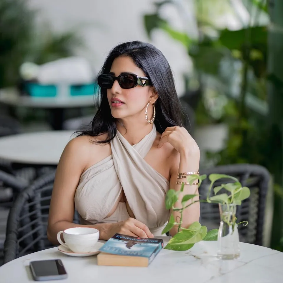 Actress Daksha Nagarkar