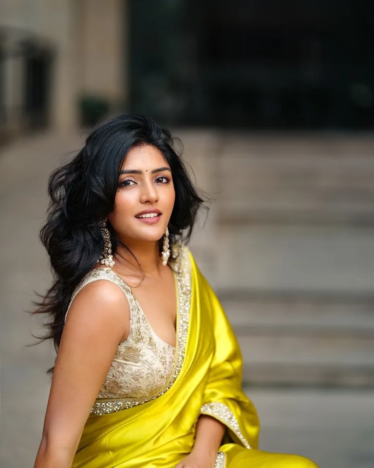 Eesha Rebba,.