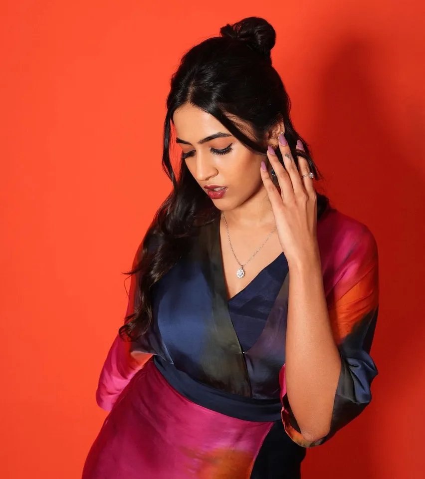 niharika 55